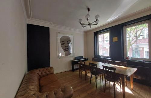 Family Friendly Funhouse Centrally Located in Ottensen - Foto 7