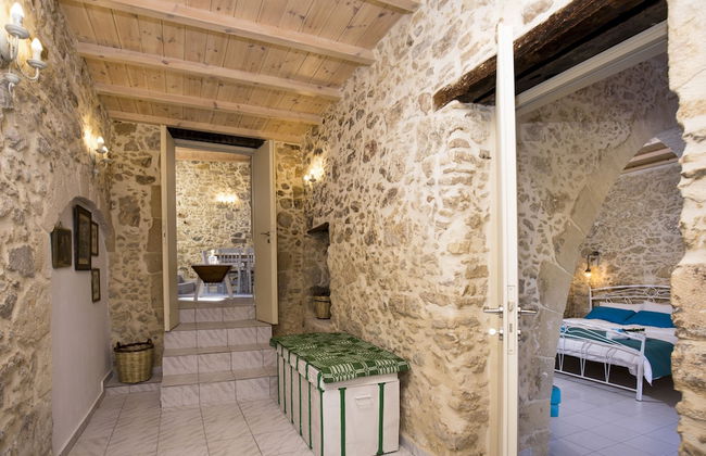 Trigono Holiday House - Foto 1