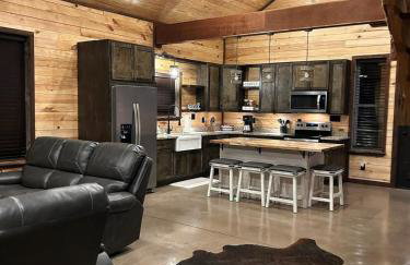 The Knotty Pine Cabin at Cabins of Wolf Pen Gap - Foto 22