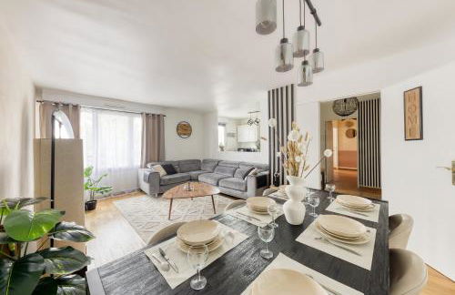 L'îlot Zen- Idéal pour famille-Groupe-Pro-Double Parking-highwifi-Aeroport Orly 8min-Paris30min - Foto 21