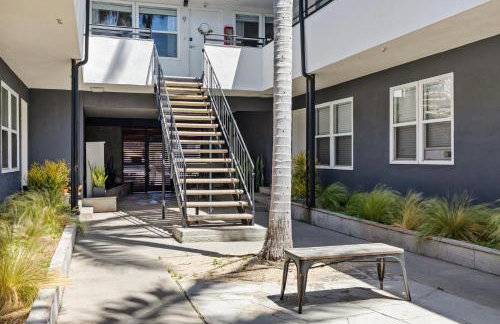 Spacious Coastal Apartment in a Colorful Community - NRP22-00590 - Foto 37