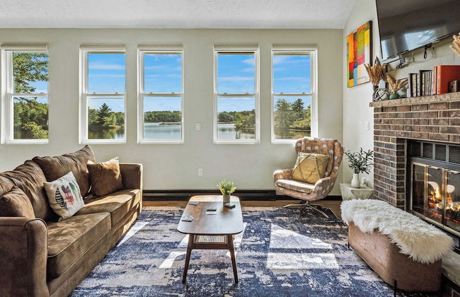 Strawberry Shores by Avantstay Lakefront Private Beach - Photo 6