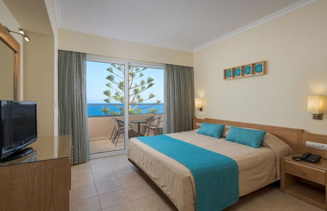 Sun Beach Resort - Photo 43