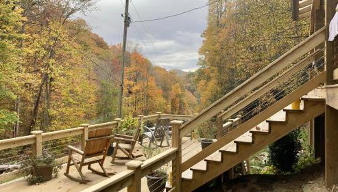 Windows Over Waterfalls - Foto 4