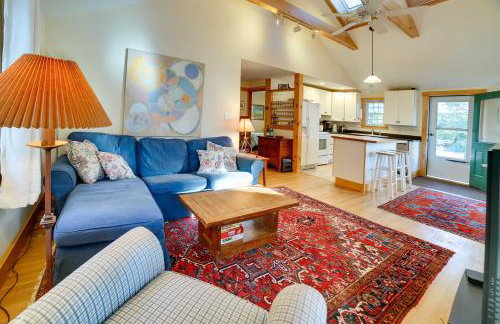 Lakefront Bradford Cottage with Dock, Near Skiing! - Foto 6