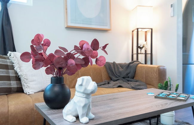 Stunning Studio Near DTLA - Photo 17