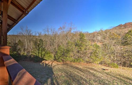 Holiday Island Home: Hot Tub & Wood Stove! - Foto 24