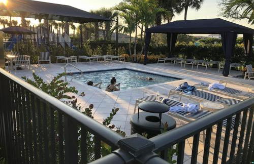 Beautiful furnished 3 BR home, pool, clubhouse access - if interested, please provide your name, contact info - Photo 35