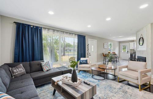 Charming Contemporary Family Home home - Foto 1