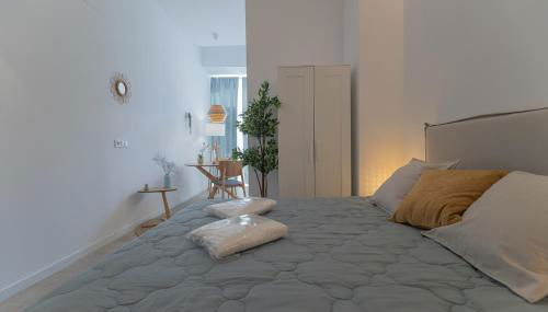 MDB - Loft Valencia Bonito y cómodo estudio cerca a la estación Joaquín Sorolla - Photo 2