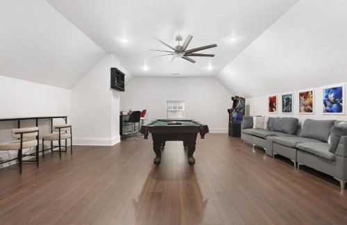 Family-Friendly 5BR | Sleeps 15 | 3 mins Downtown! - Foto 9