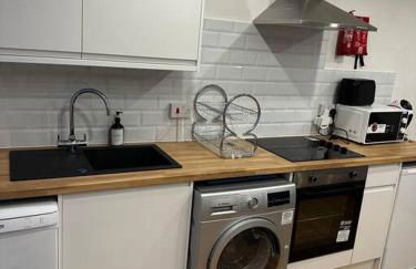 The Gated 2Bedroom Annex Dartford - Photo 12