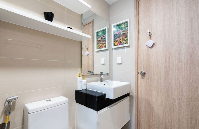 Golden Mansion - Transit Apt Free POOL & GYM - Photo 28