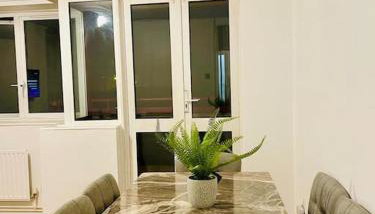 2BD CanaryWharf Mile End Private Balcony FREE Parking - Foto 4