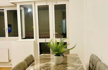 2BD CanaryWharf Mile End Private Balcony FREE Parking - Foto 4