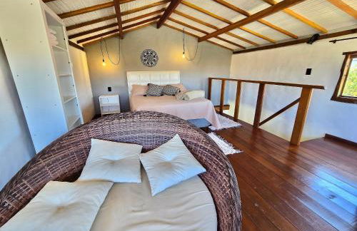 Chalés Vila Carrancas - Ao lado do centro com piscina, cozinha completa e muita tranquilidade - Foto 104