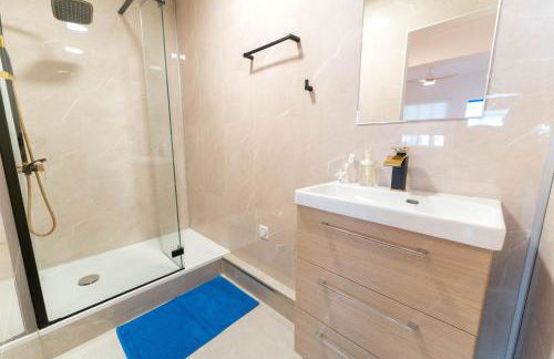 Grand appartement idéal famille, proche plage, bon emplacement pour visiter la Côte d'Azur - Foto 48