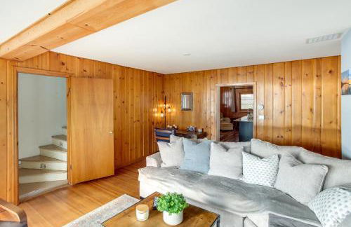 Harrison Getaway with Deck and Lake Views! - Foto 5