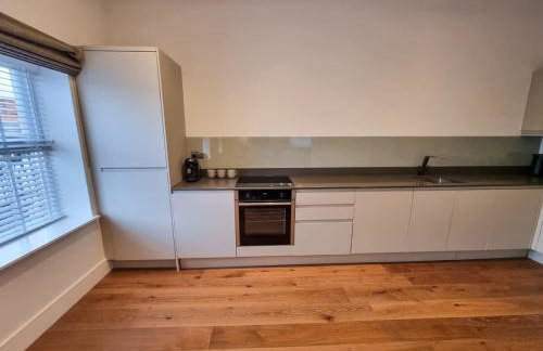 Altrincham Centre, 2 Bed, Bathtub, King Beds - Foto 8