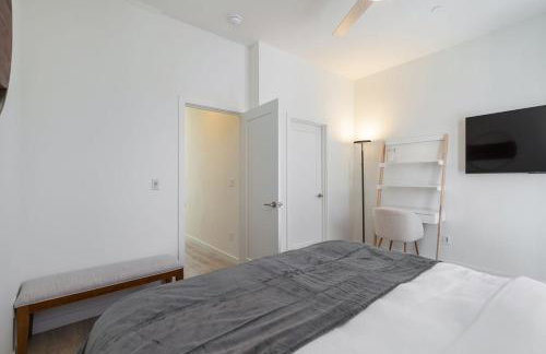 Squire - Prime Location with View & Parking - Foto 34