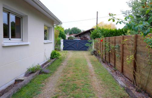 Plaisant villa with pool, close to the beach - Foto 28