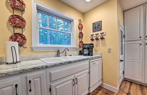 Waterfront Cheboygan Home with Fire Pit - Foto 10