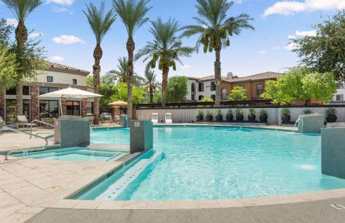 CozySuites Glendale by the stadium with pool 10 - Foto 31