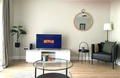 Stylish 3 Bed Semi Trentham Stoke on Trent - Foto 19