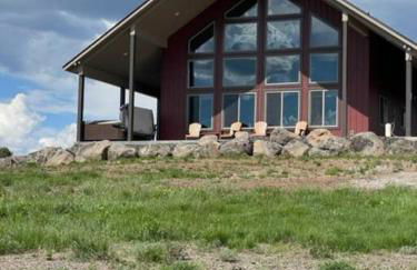 3505 Joseph Dr Cabin with breathtaking views, 30 miles to Yellowstone - Photo 1