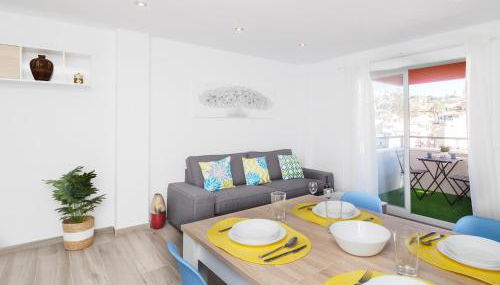 Cubo's Miraflores del Palo Urban - Photo 5