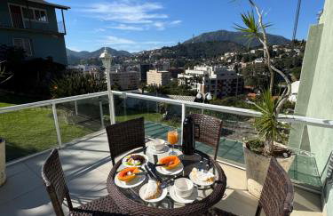 Aconchegante casa com piscina e lazer completo - Foto 1