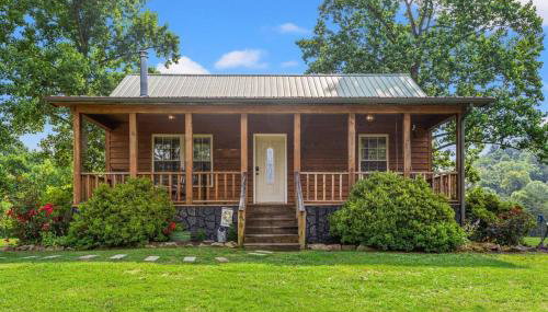 Heavenly Hideaway- Hot Tub, Firepit, Covered Patio - Foto 1
