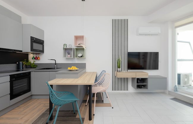 Porta Mare Sea View by Renters Prestige - Photo 10