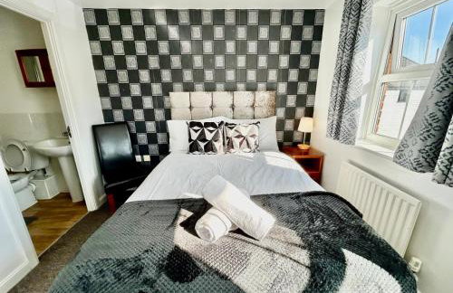 Mannys Apartment - Nice & Cozy 4Bed Flagship Lodge - Photo 19