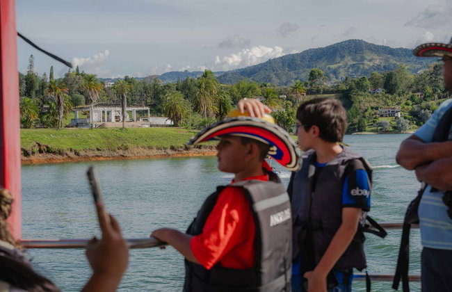 Guatapé Day Trip + Rumbero Boat Ride - Foto 5