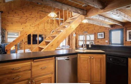 Hillside Estate - 14 Acre Waterfront Log home on Lake Champlain - Foto 7