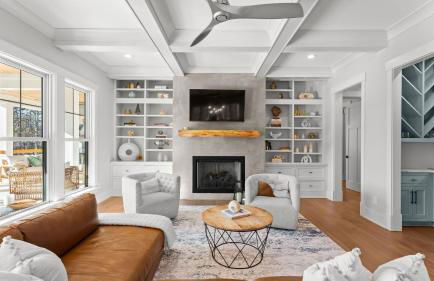 Livin' Large Lake Norman Estate w/ Pool, Dock, Game Room & Scenic Views - Foto 18