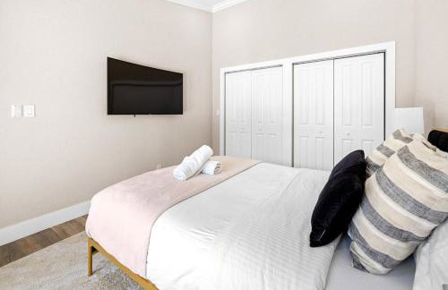 Alluring Luxury Oasis, Modern Comfort & Relaxation - Foto 26