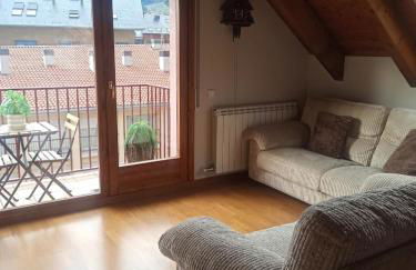 CAMBRA APARTAMENT, Dúplex acogedor en el coraón de El Pont de Suert - Photo 9