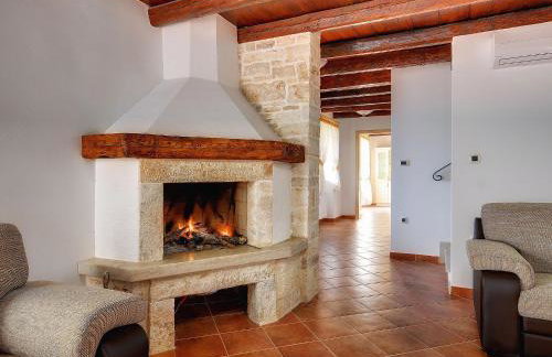 Holiday Home in Golas With Private Pool - Foto 20