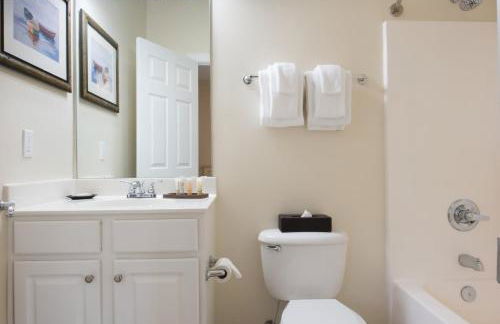 Wyndham Lake Marion 2BR Apartment with Resort Access - Foto 10