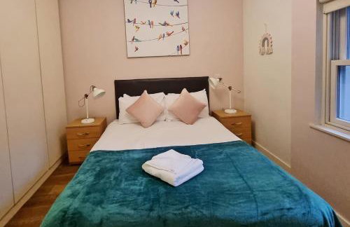 City Centre Flat near Top Sights - Foto 25