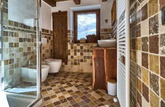 MCX Vacation Rental - MAISON LOZ duplex in typical village in Valtournenche with modern comforts just 2 minutes from the cable cars! - Foto 14