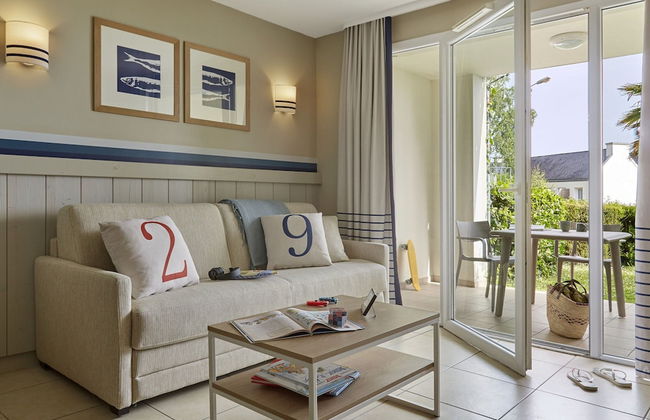 Seafront Apartment Near a Beach - Foto 2