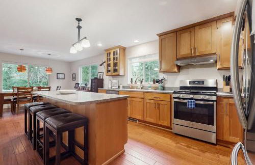 Goss Lake Getaway - Photo 12