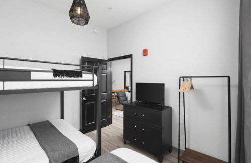 Modern Comfort Condo Only 2 Mile to Downtown Broadway - Foto 31