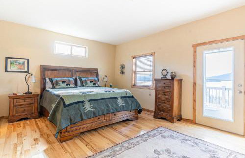 Breathtaking Mountain & Lake Views! - Foto 16