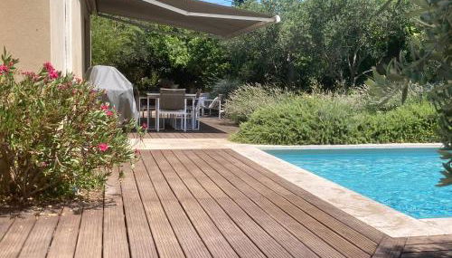 Villa récente avec piscine privée - Photo 2