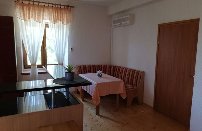 Villa Valeta 500 Meters From the Beach - Photo 19