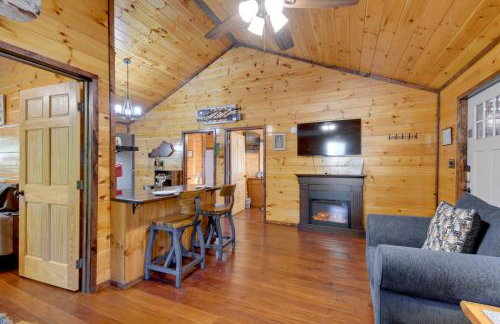 Fireside Evenings Red River Gorge Gem with Hot Tub - Foto 6